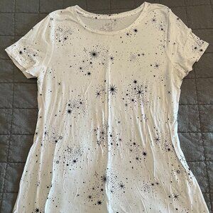 VERY LAST CHANCE!!!  Apt 9 Starburst T-shirt